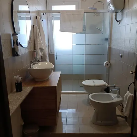 Vento Del Sud B&B 레베라노